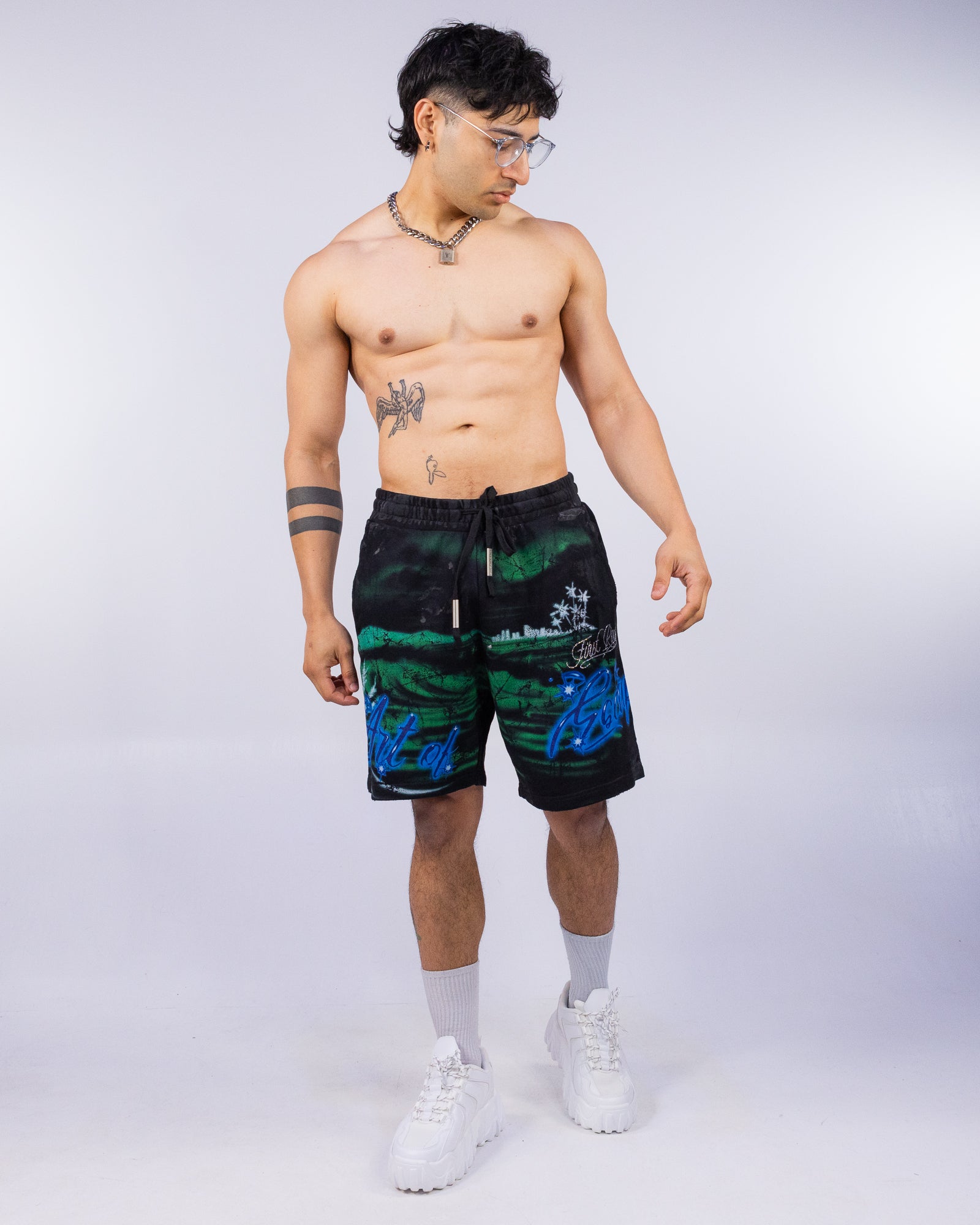 Art Of Escape Men's Black Graphic Shorts