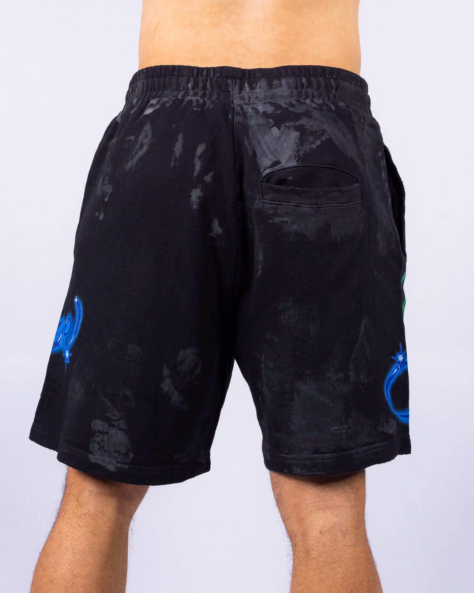 Art Of Escape Men's Black Graphic Shorts