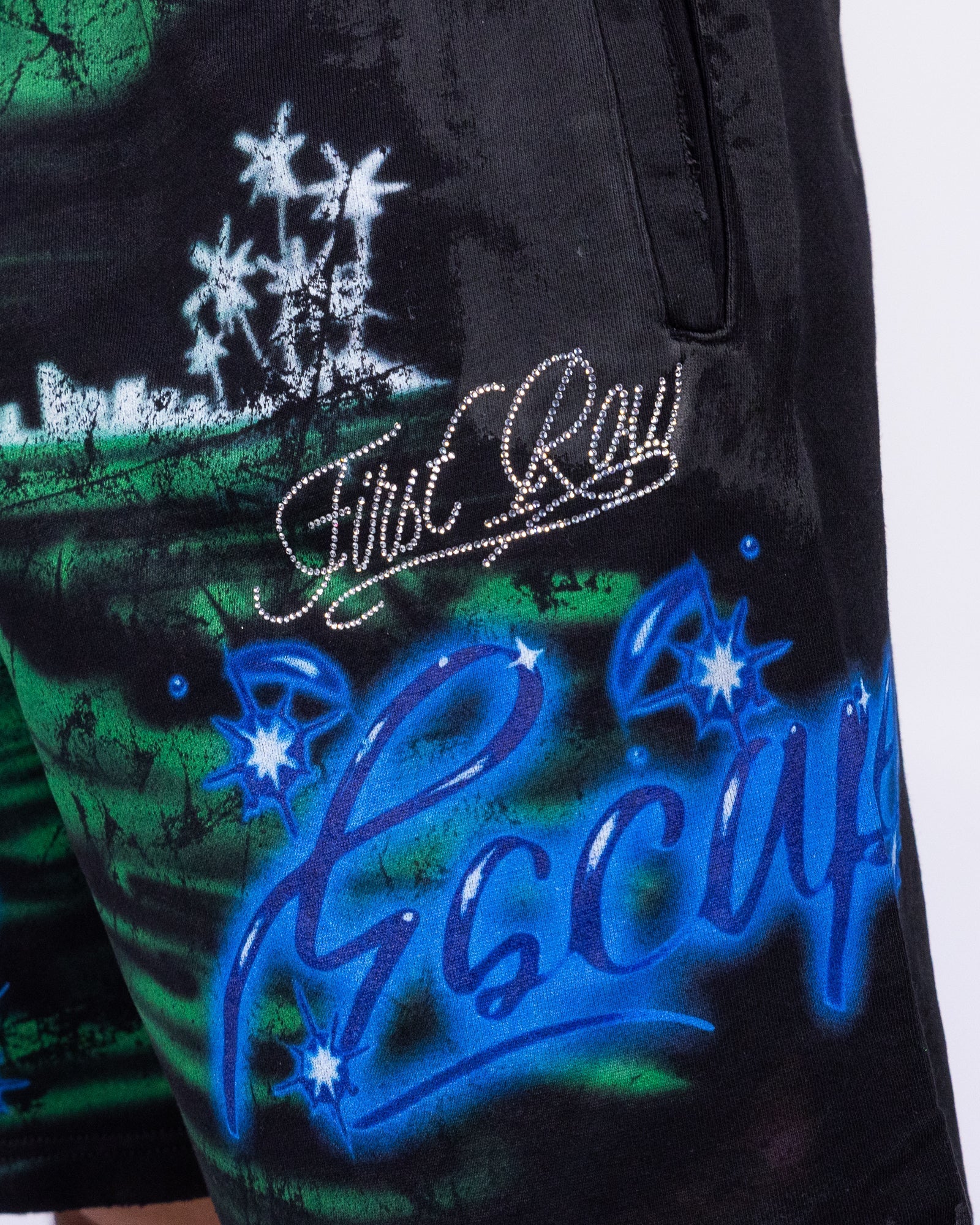 Art Of Escape Men's Black Graphic Shorts